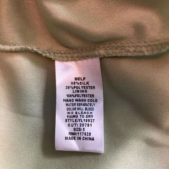 Ya Los Angeles sleeveless peach and green button pleated flare dress size S - Picture 3 of 9